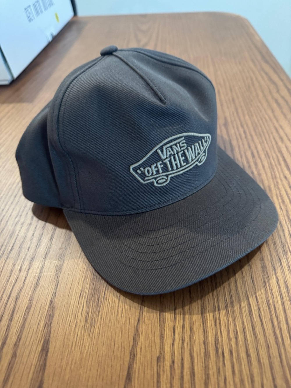BNWT Vans Chocolate Brown 'Off The Wall' Logo Baseball Cap